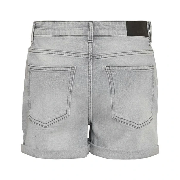 SHORT NOISY MAY